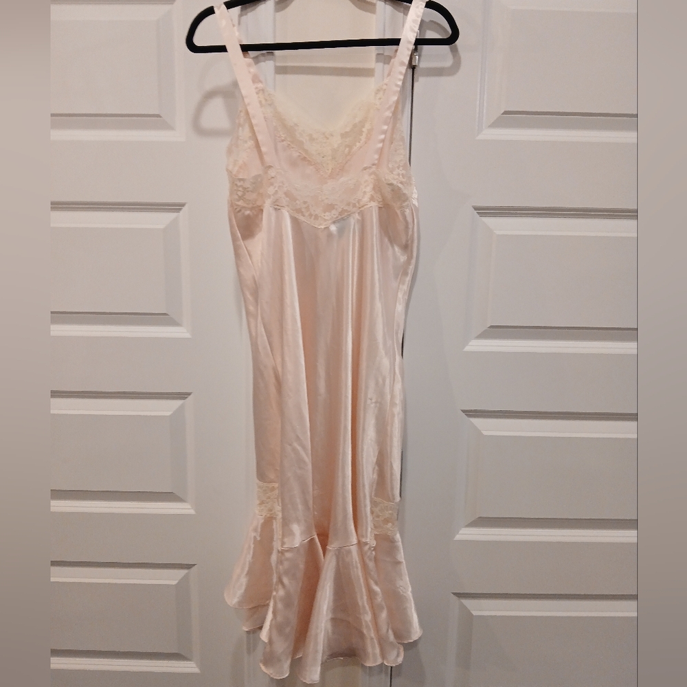 Vintage TRtoo Pink Slip Nightgown Size Large - Picture 6 of 6
